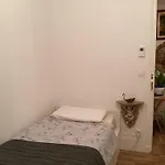 Chez Le Habitant 282 Rue Lecourbe 75015 Δωμάτια σε οικογενειακή κατοικία